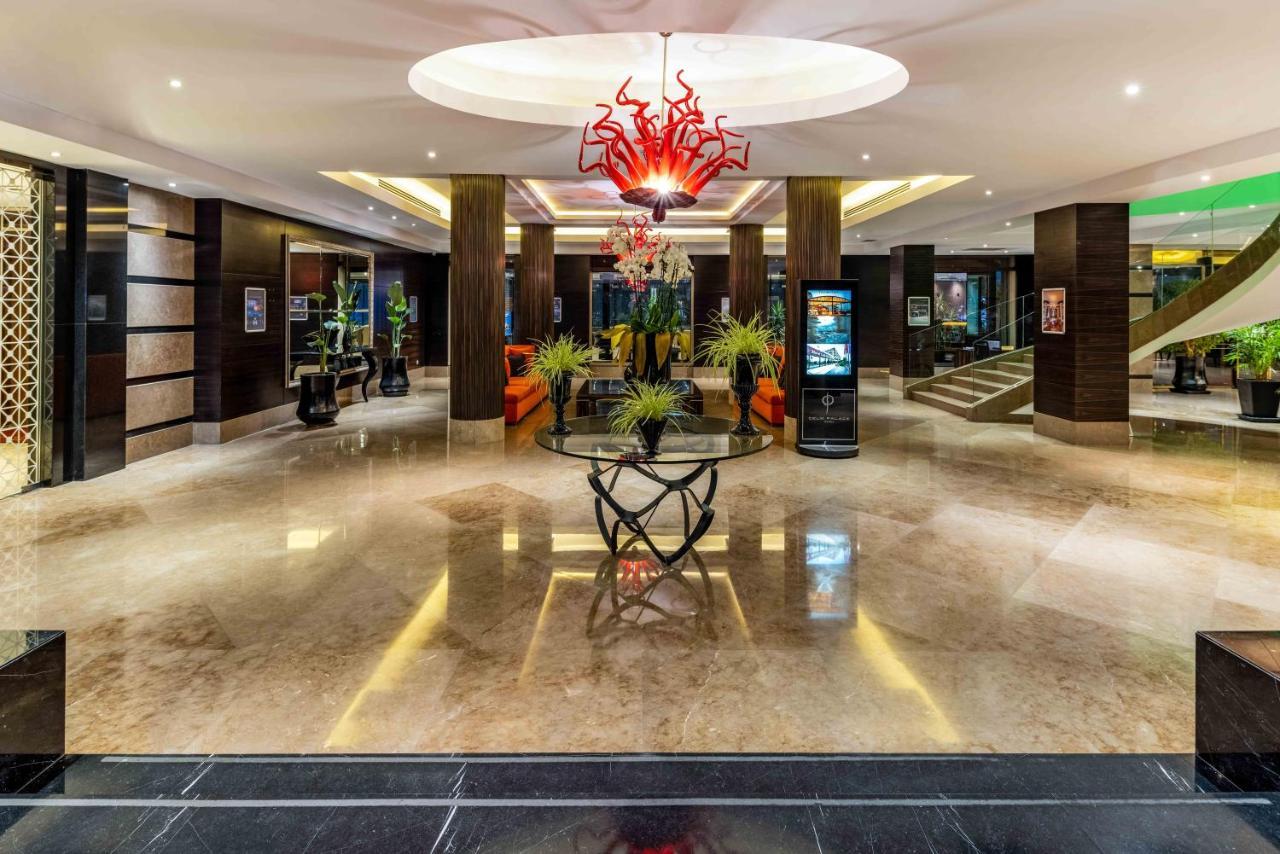 Hotel Çelik Palas Convention Center&Thermal SPA Bursa Exterior foto The lobby of the hotel