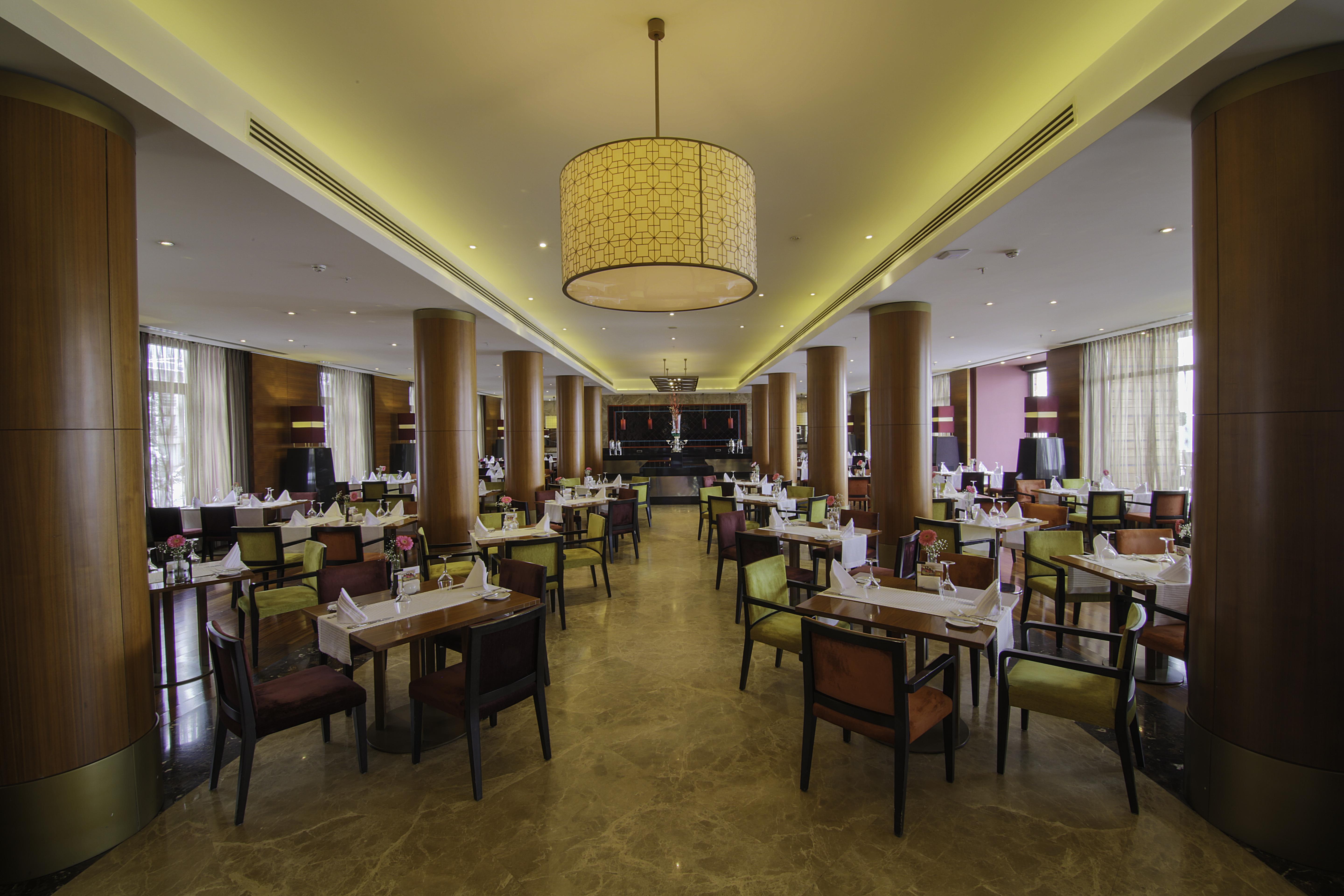 Hotel Çelik Palas Convention Center&Thermal SPA Bursa Exterior foto The restaurant
